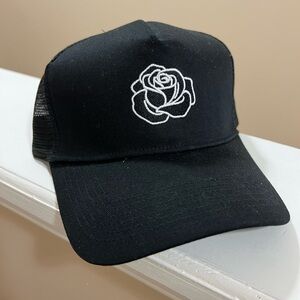 NWOT Women's Trucker Hat